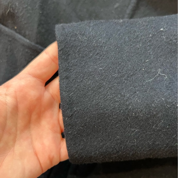 Max Mara belted jacket 100% wool - Picture 12 of 15